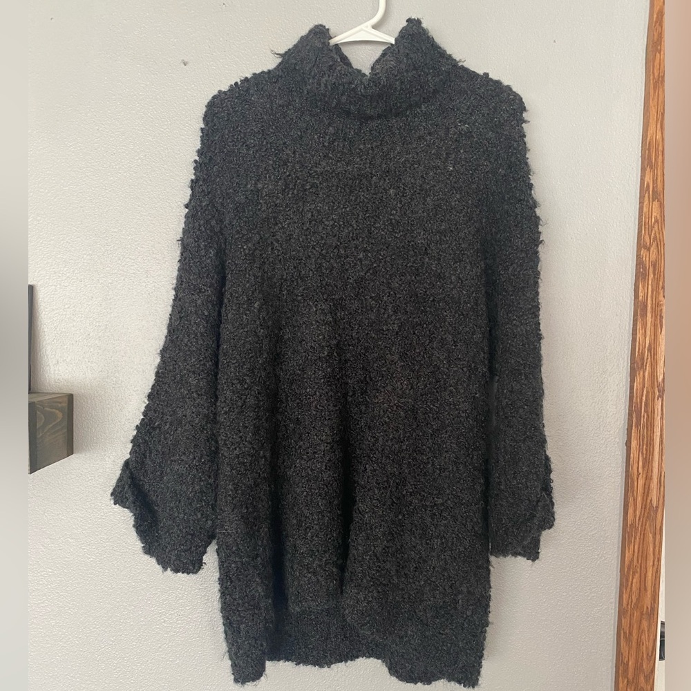 209 Sweater Size Large Dark Grey Wool Blend Turtleneck
